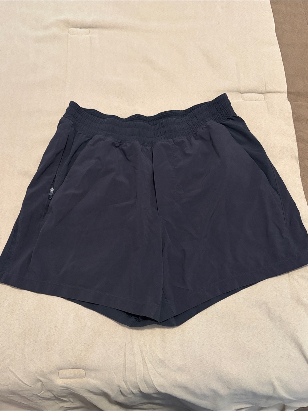 Men’s Lululemon shorts